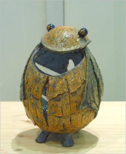 Italian Pottery - Ceramic egg by Mario Toli - Nove (VI) - Photo Credits: http://www.noveterradiceramica.it
