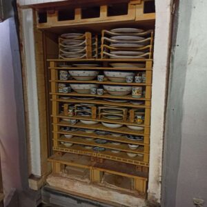 Kiln-fired Deruta ceramics ready to exit the kiln and delight customers around the world. Kiln-fired Deruta ceramics ready to exit the kiln and delight customers around the world.